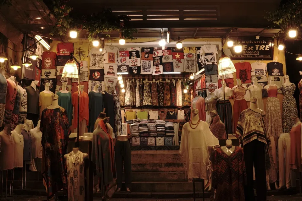 Không gian shop